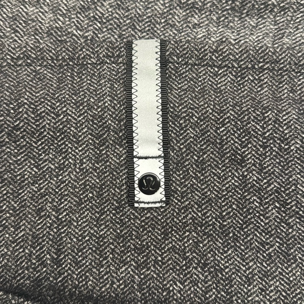 Lululemon Vinyasa Scarf Herringbone
